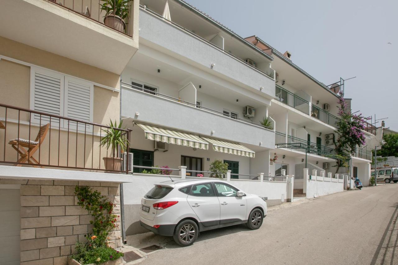 Sea View Ela Apartments Подгора Екстер'єр фото