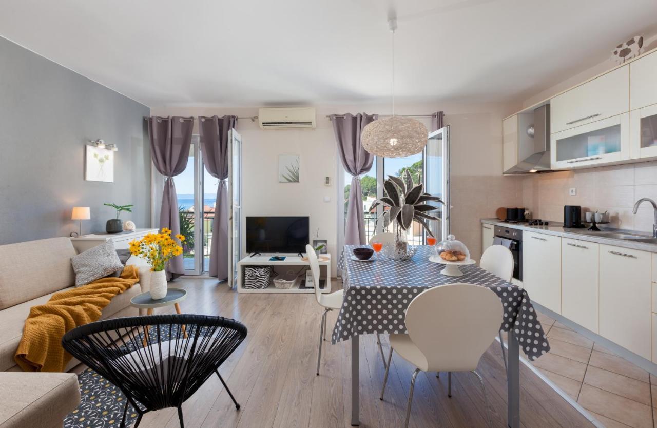 Sea View Ela Apartments Подгора Екстер'єр фото