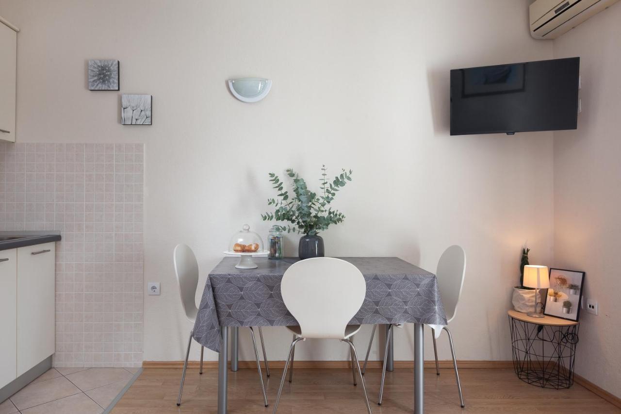 Sea View Ela Apartments Подгора Екстер'єр фото