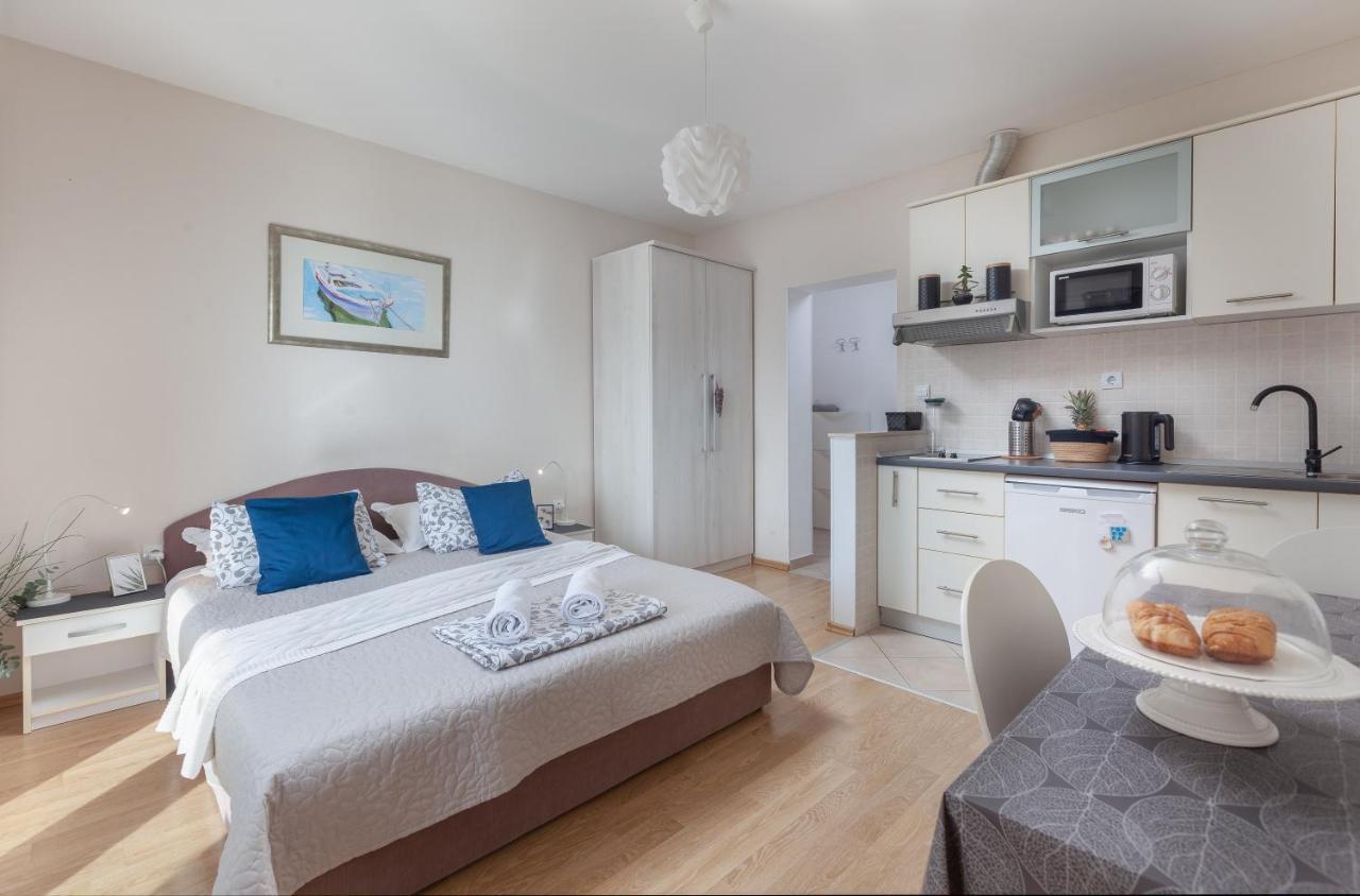 Sea View Ela Apartments Подгора Екстер'єр фото